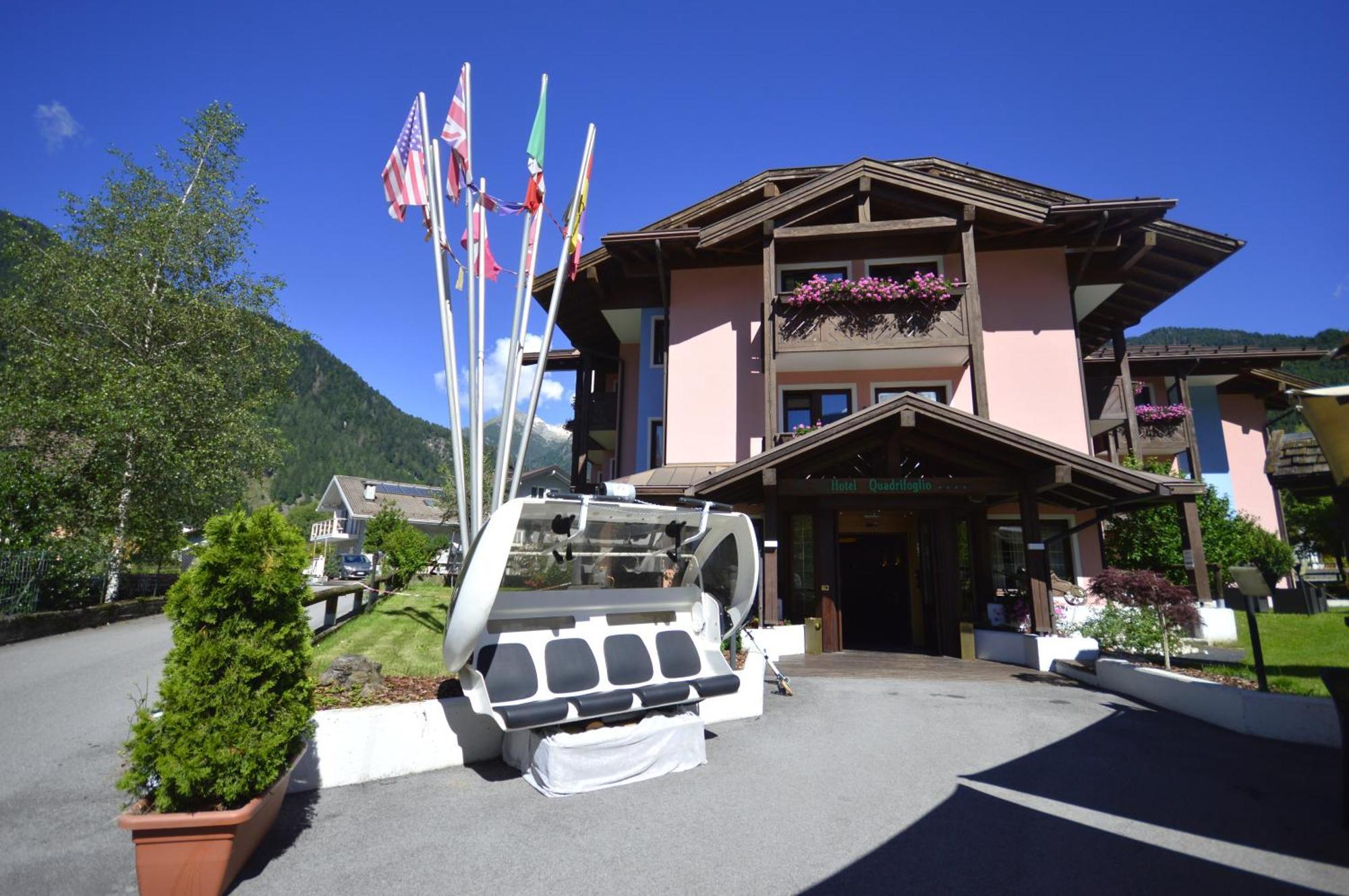 Hotel Quadrifoglio Пінцоло Екстер'єр фото