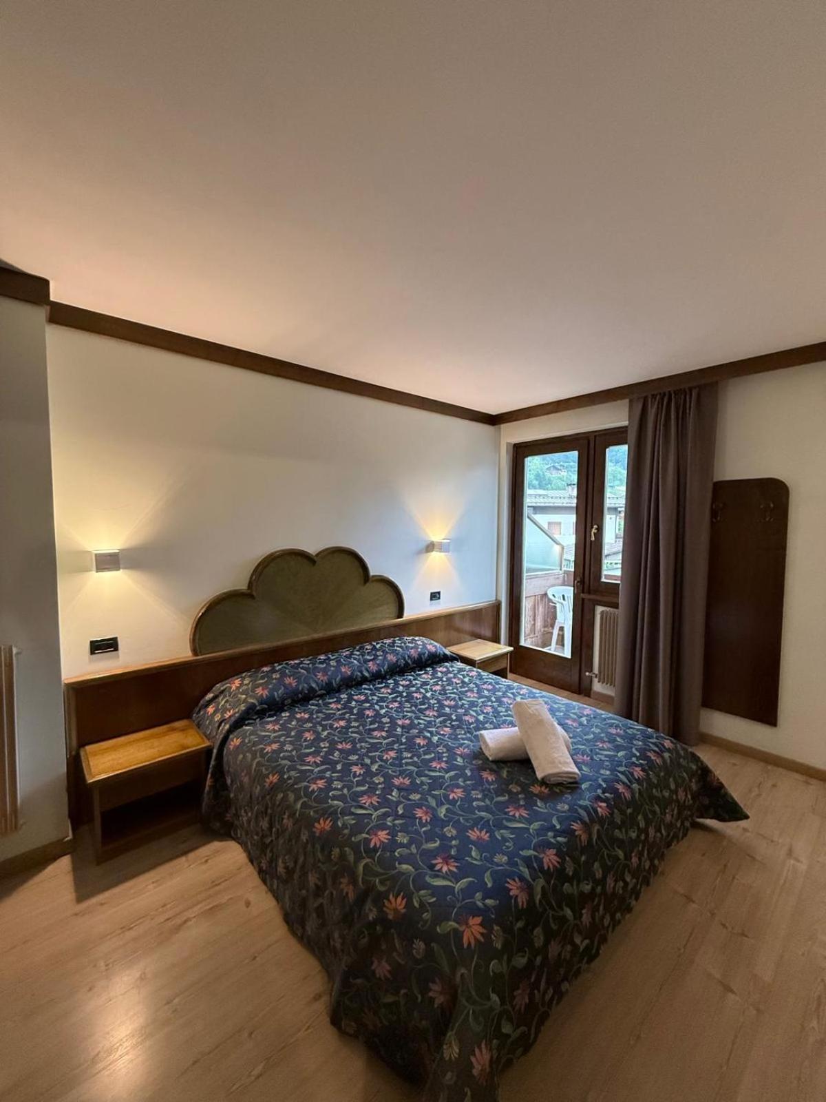 Hotel Quadrifoglio Пінцоло Екстер'єр фото
